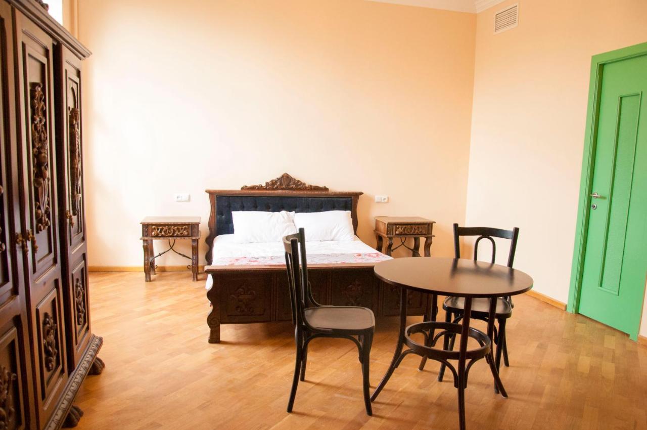 X Hotel يريفان المظهر الخارجي الصورة