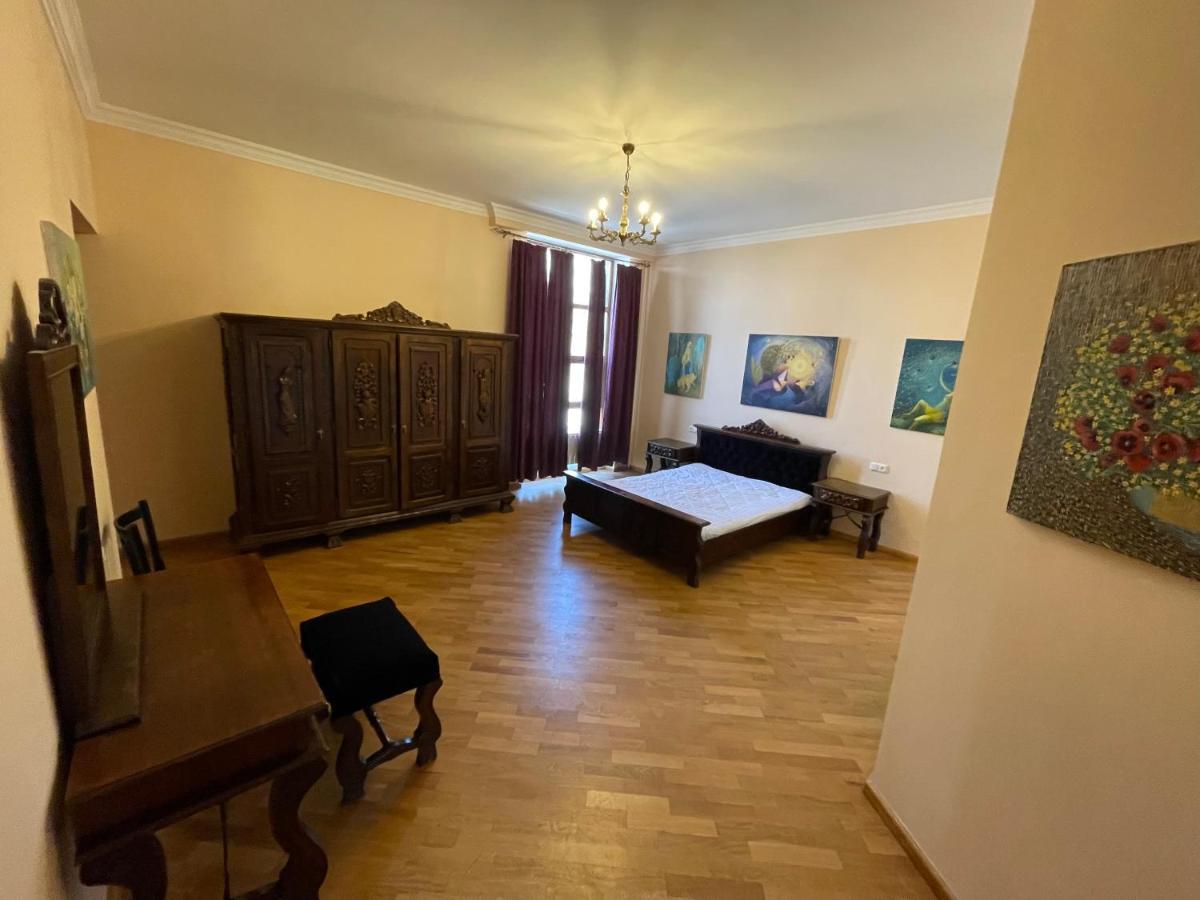 X Hotel يريفان المظهر الخارجي الصورة